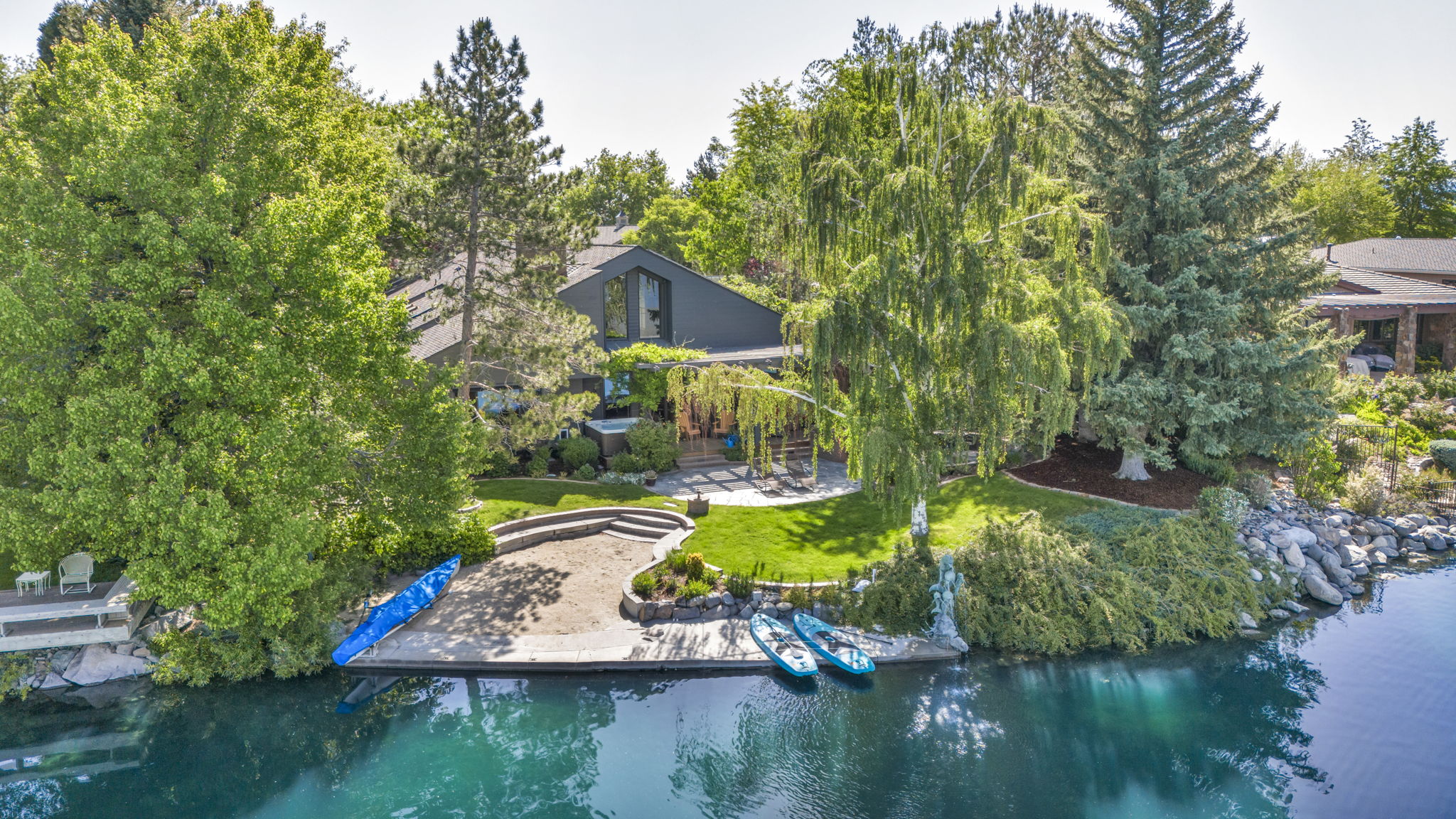 2625 Spinnaker Drive